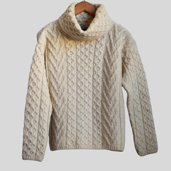 ARAN Turtleneck Sweater Cable Knit Cream Irish 100% Wool Size S